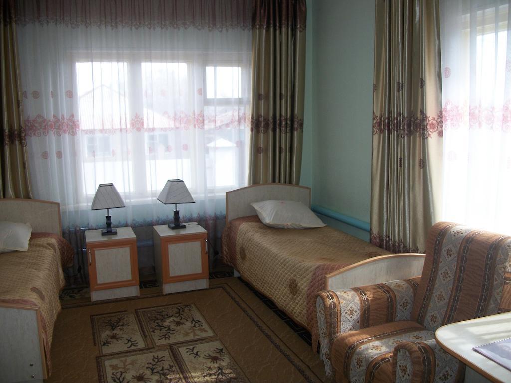 Enirest Hotel Karakol Ruang foto
