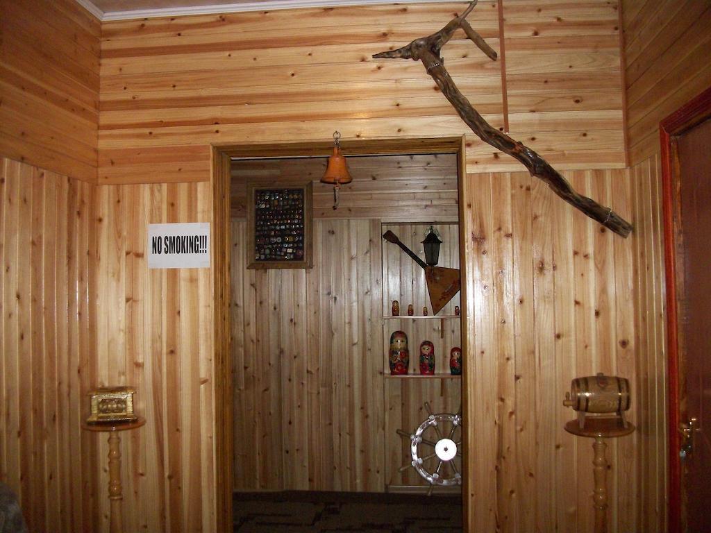 Enirest Hotel Karakol Bagian luar foto