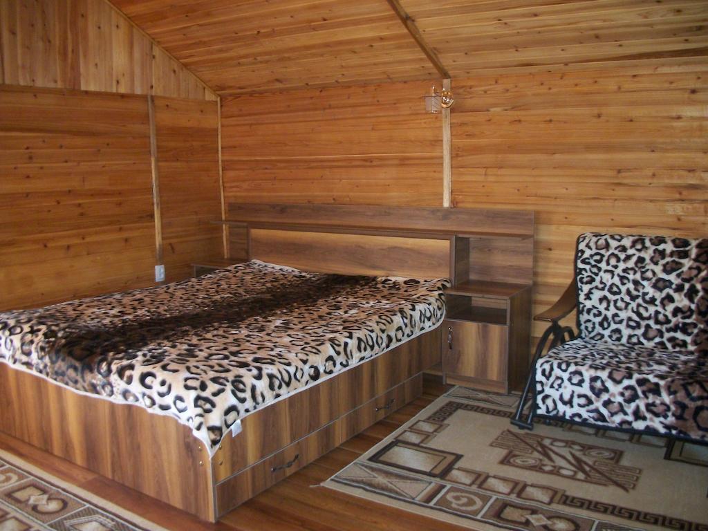 Enirest Hotel Karakol Ruang foto